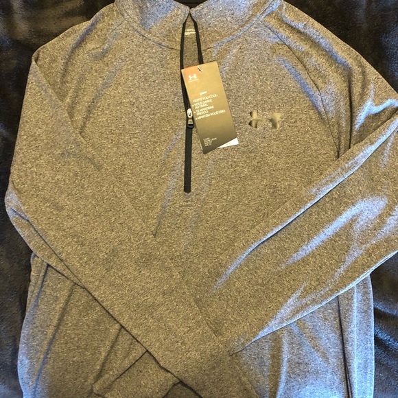 Under Armour Other - Men’s Small Under Armour loose pullover